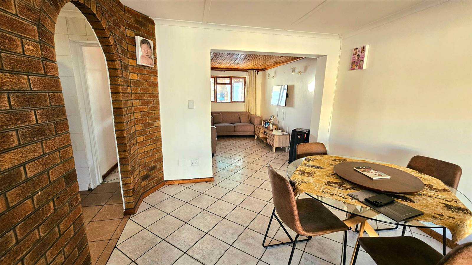 3 Bed House in Mitchells Plain photo number 18