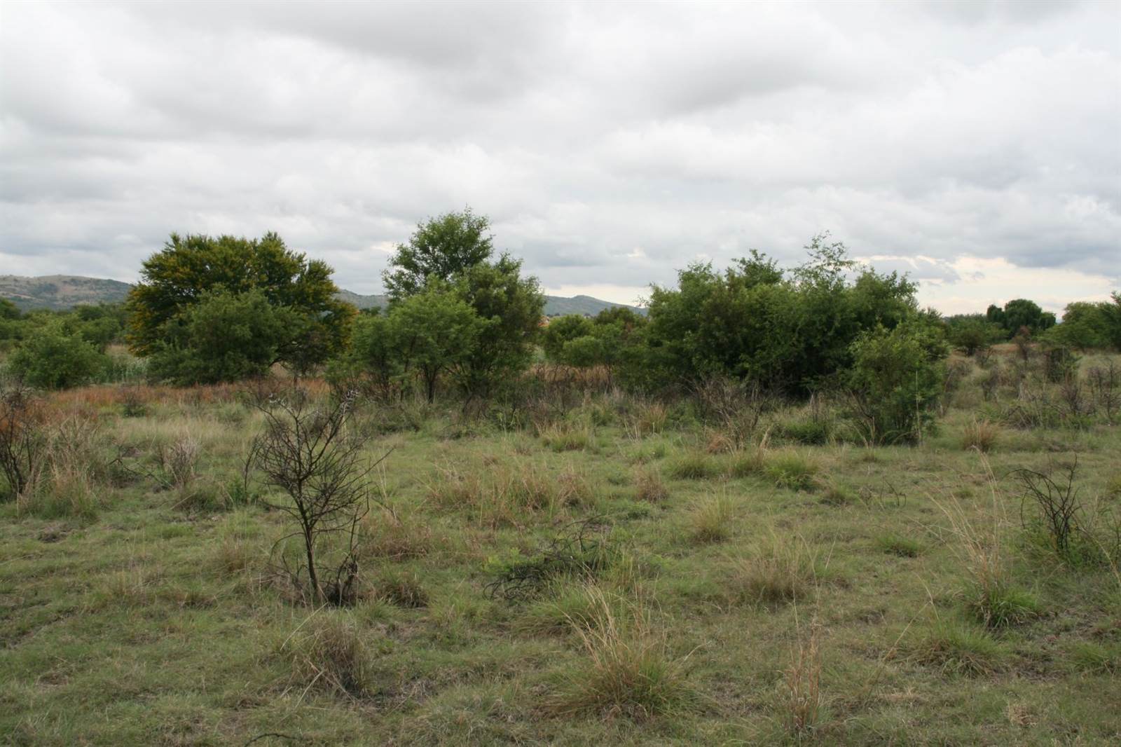 1071 m² Land available in Hartbeespoort Dam photo number 5