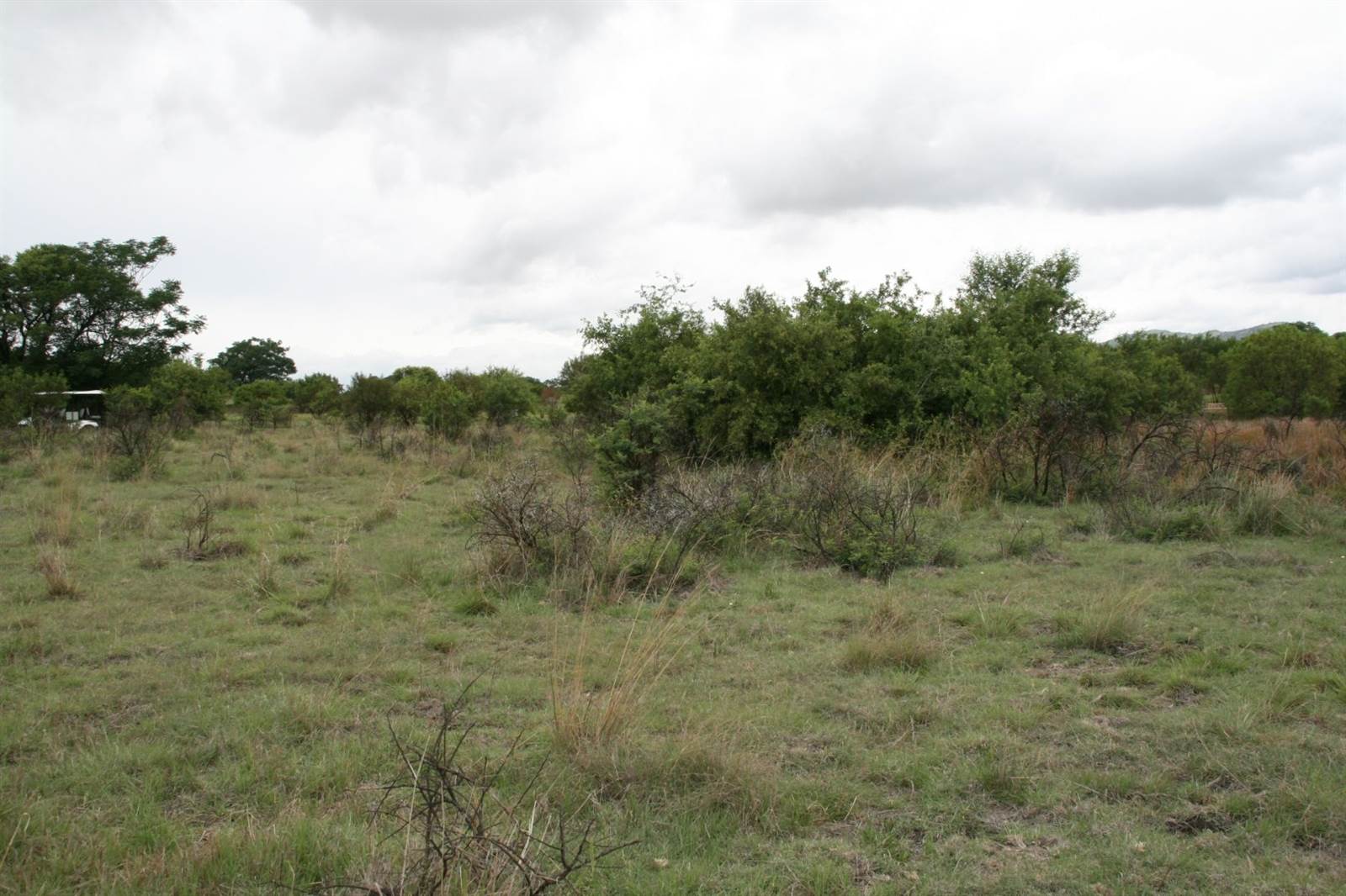 1071 m² Land available in Hartbeespoort Dam photo number 4