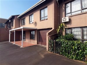 3 Bed Townhouse in Westbrook