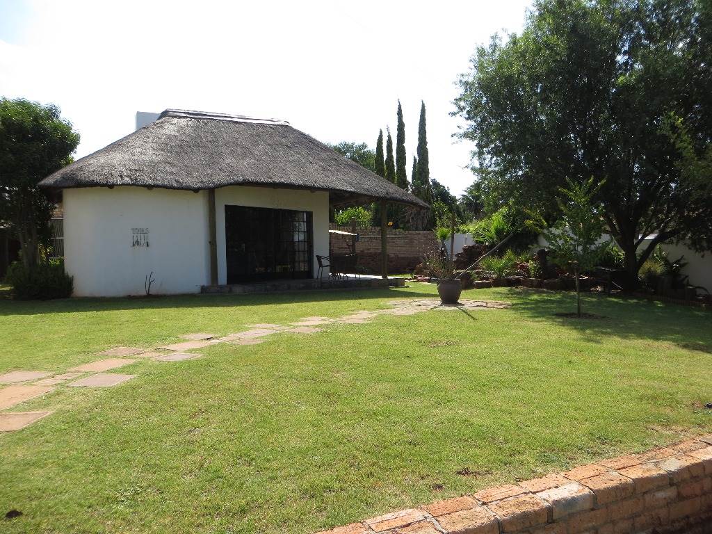 4 Bed House in Fochville photo number 27