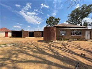 1.3 ha Farm in De Deur