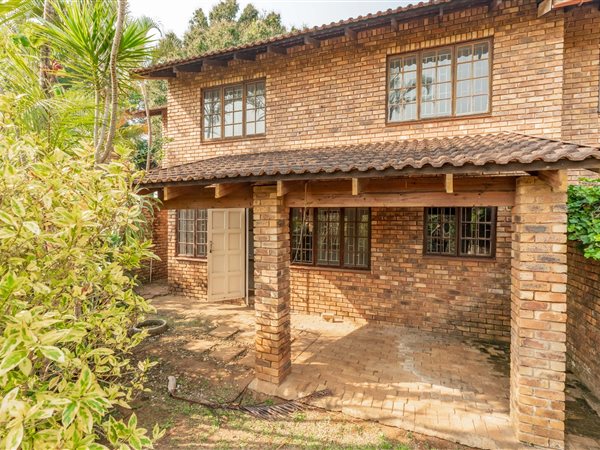 2 Bedroom Townhouse 2 Bedroom Townhouse