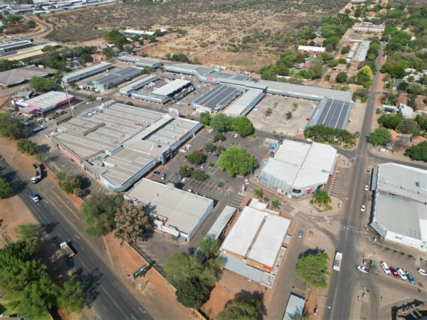 24 510 m² Retail Space 24 510 m² Retail Space