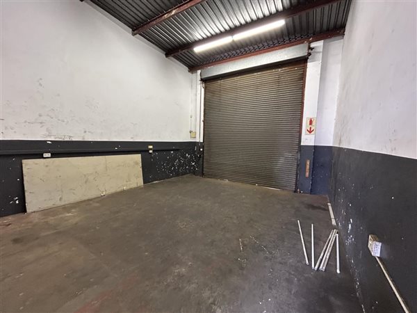 62  m² Industrial space