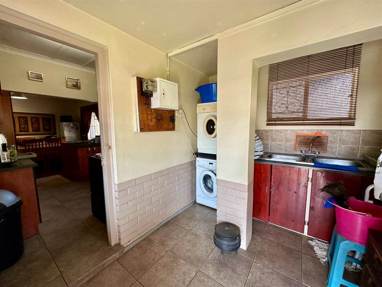 3 Bed House in Rietfontein photo number 11