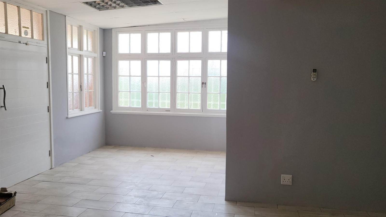 465  m² Commercial space in Pietermaritzburg Central photo number 6