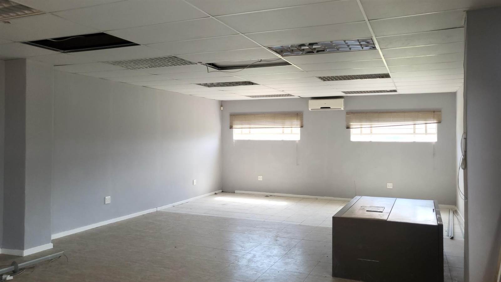 465  m² Commercial space in Pietermaritzburg Central photo number 4