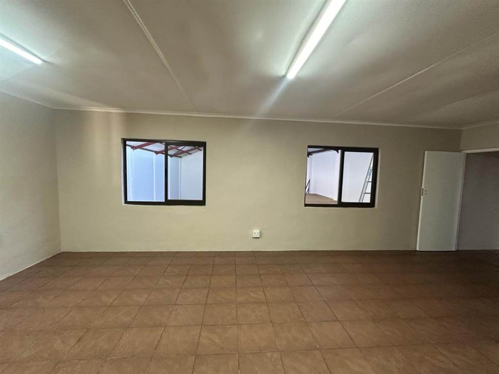 567  m² Industrial space in Bellville Central photo number 9