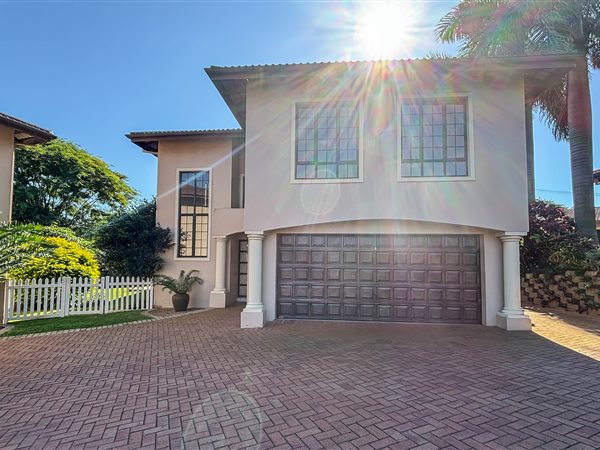 3 Bedroom Townhouse 3 Bedroom Townhouse
