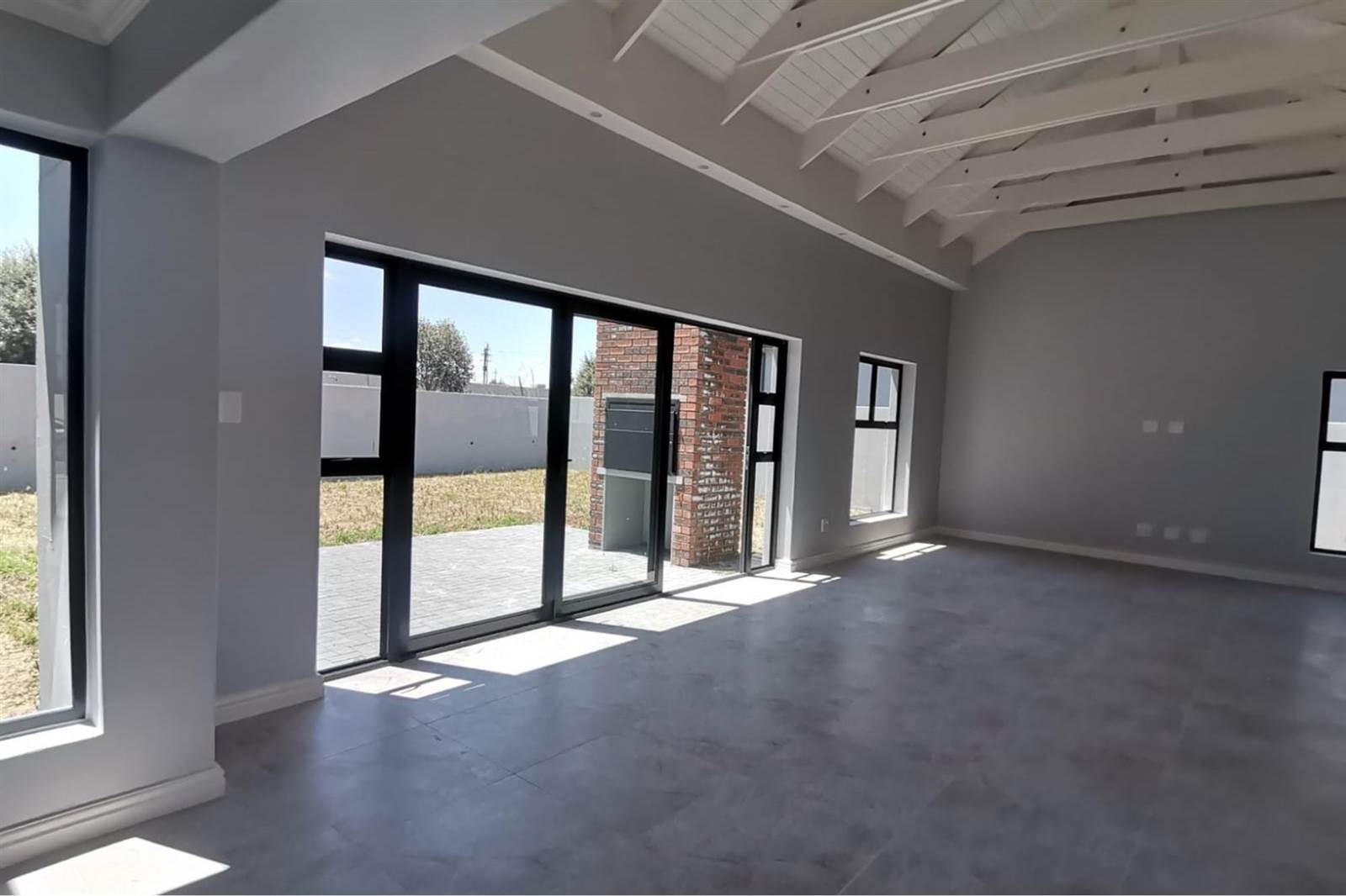 3 Bed House in Paarl photo number 18