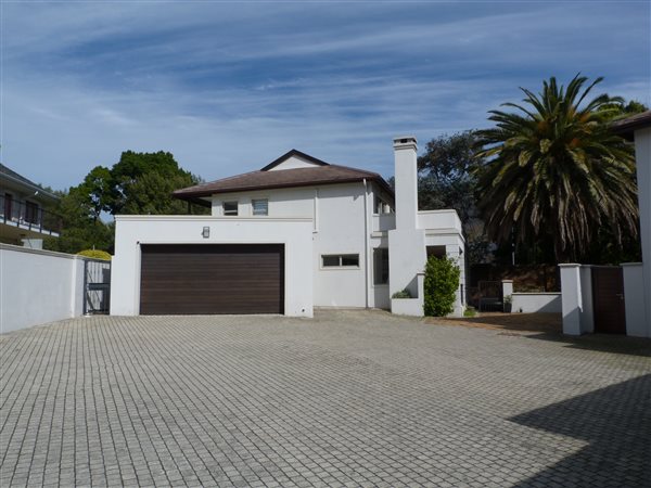 4 Bedroom Townhouse 4 Bedroom Townhouse