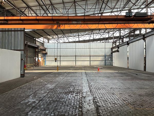 1109  m² Industrial space