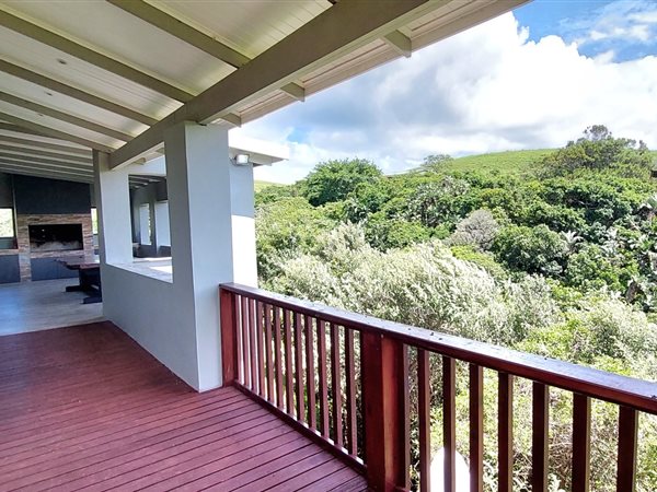 5 Bed House in Morgans Bay