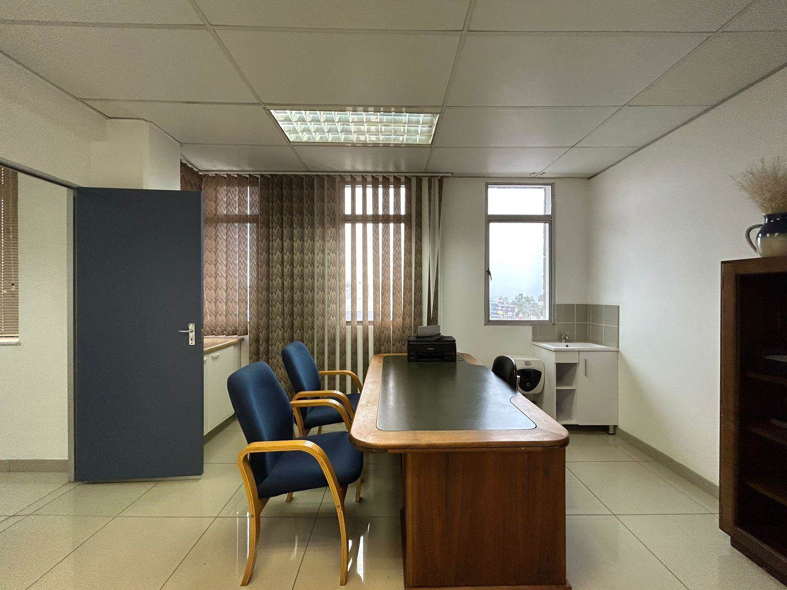 40  m² Commercial space in Northcliff photo number 8