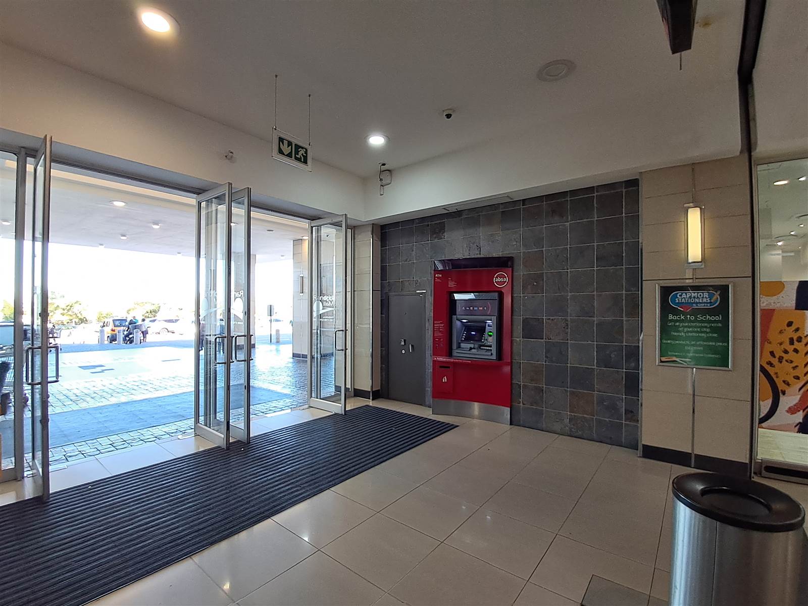 55  m² Retail Space in Randpark photo number 4