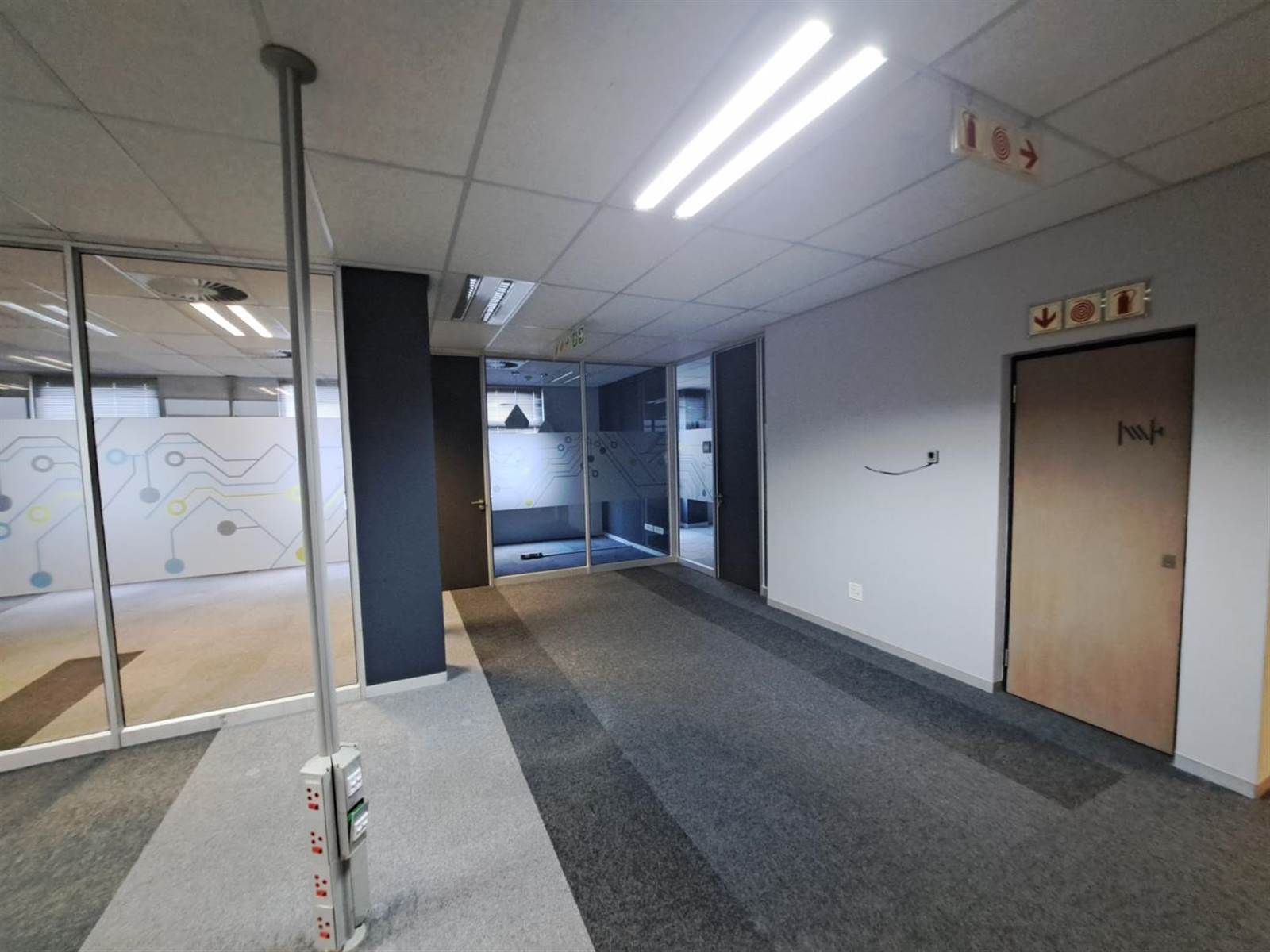 5000  m² Office Space in Menlyn photo number 3