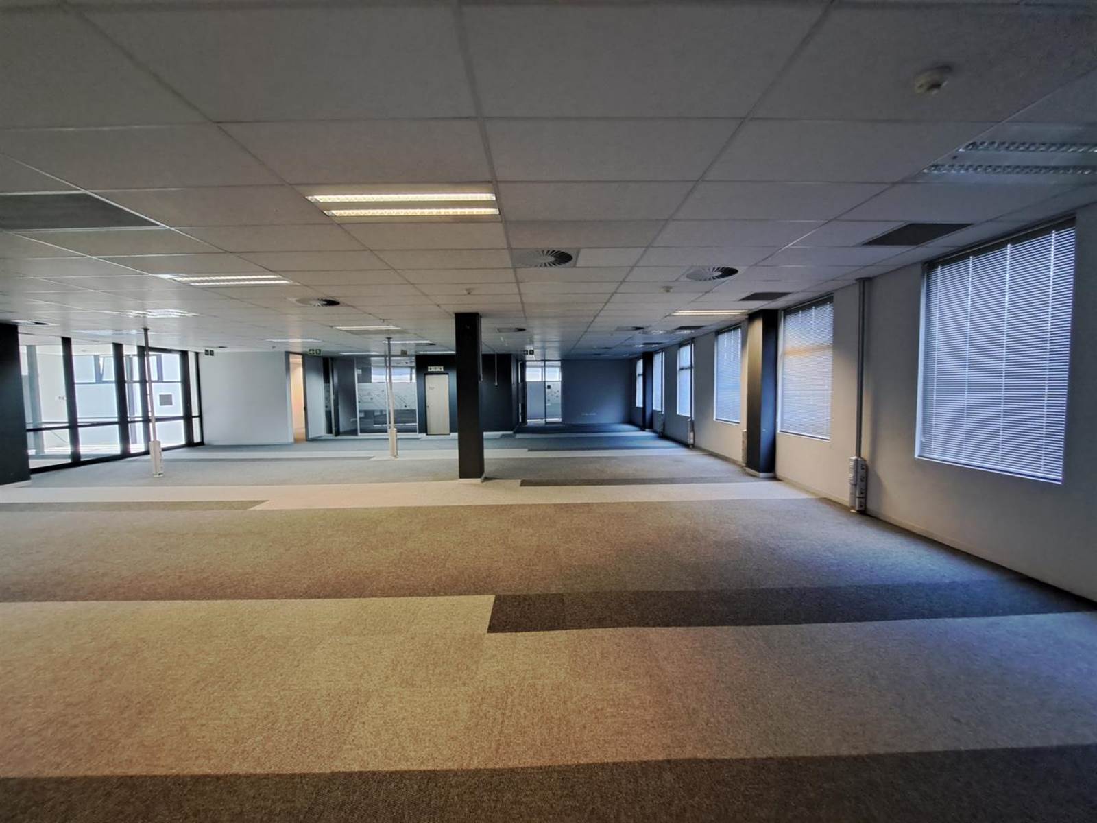 5000  m² Office Space in Menlyn photo number 18