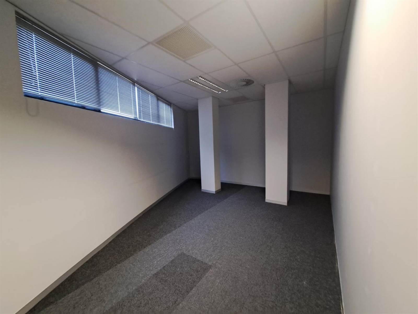 5000  m² Office Space in Menlyn photo number 17