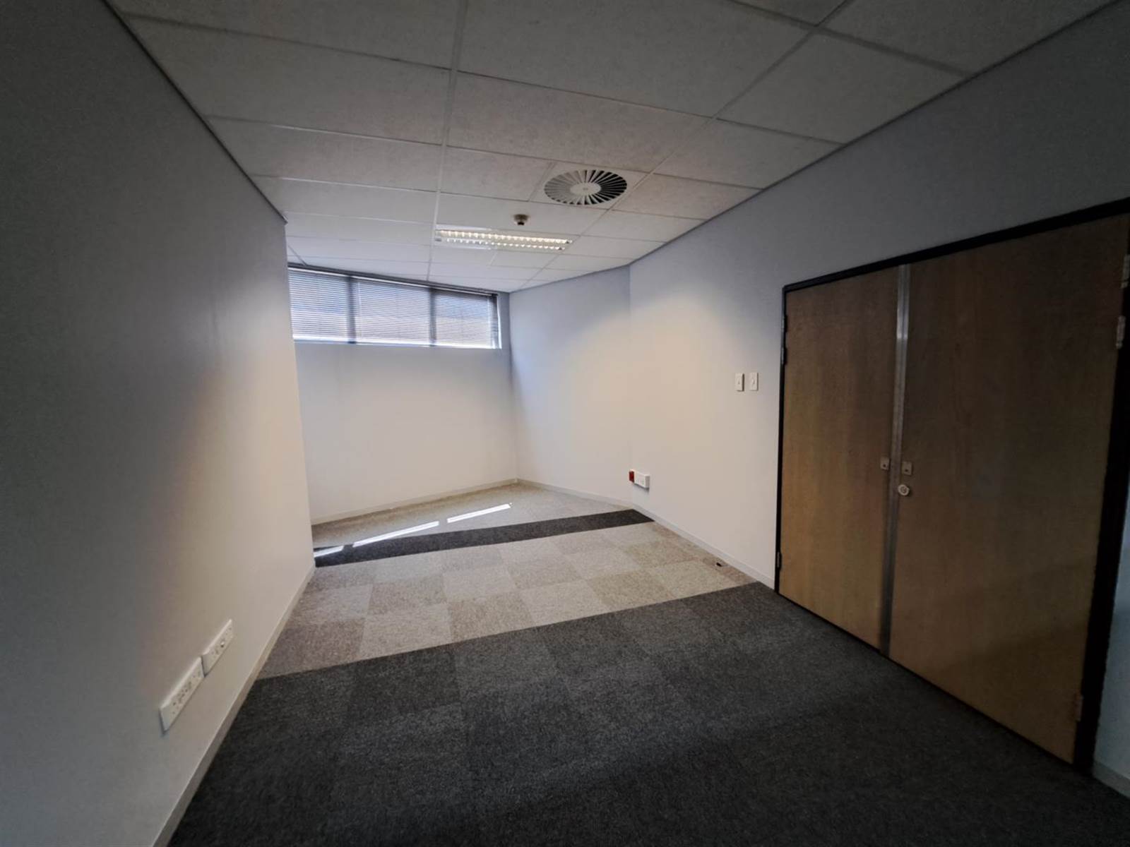 5000  m² Office Space in Menlyn photo number 20