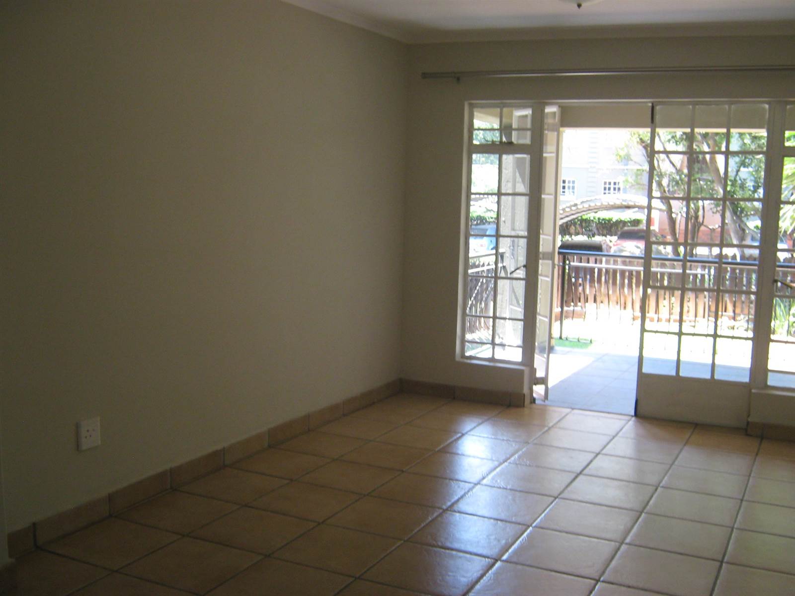 2 Bed Apartment in Castleview photo number 7