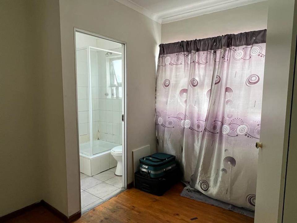 3 Bed Townhouse in Parklands photo number 12