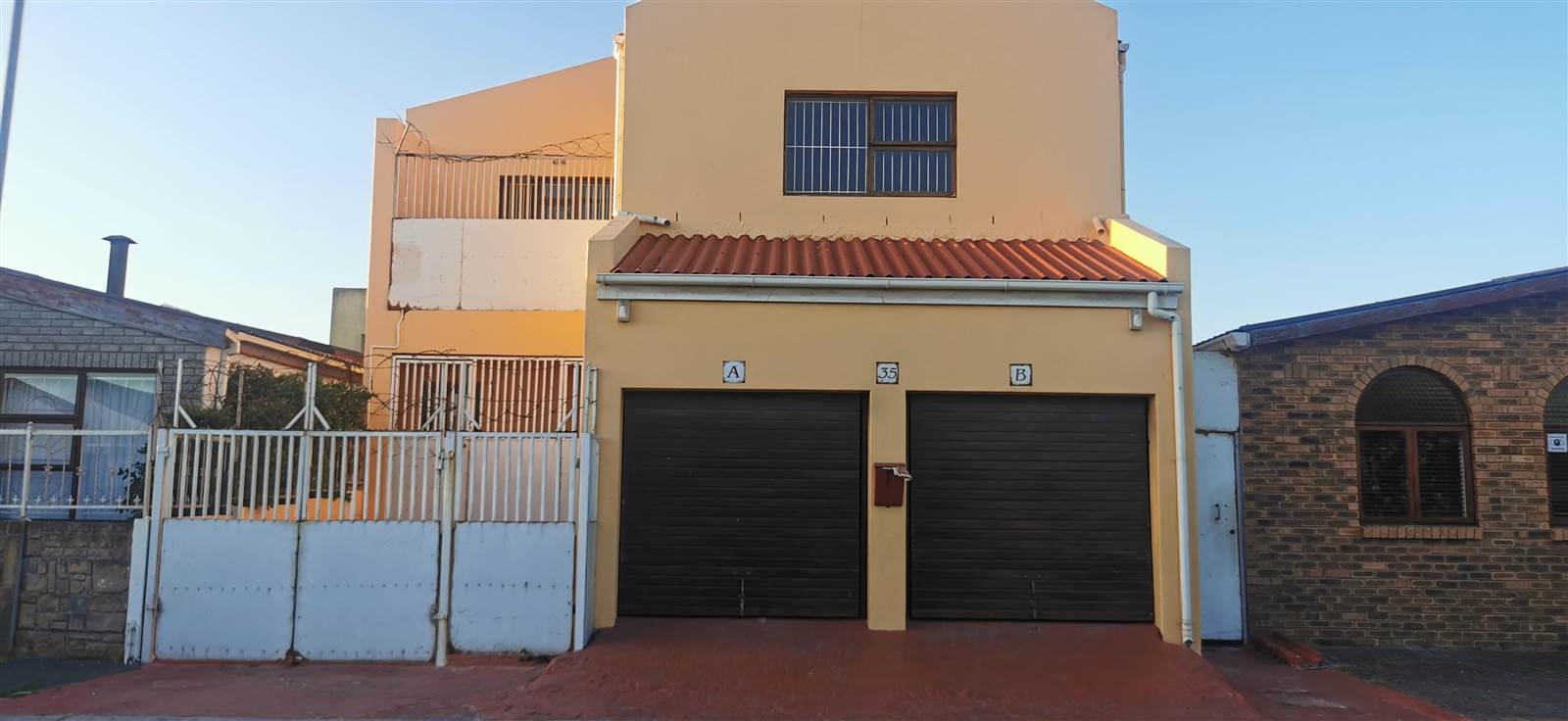 2 Bed House in Strandfontein photo number 1