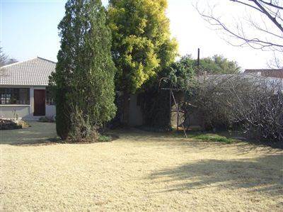2 Bed House in Parys photo number 12