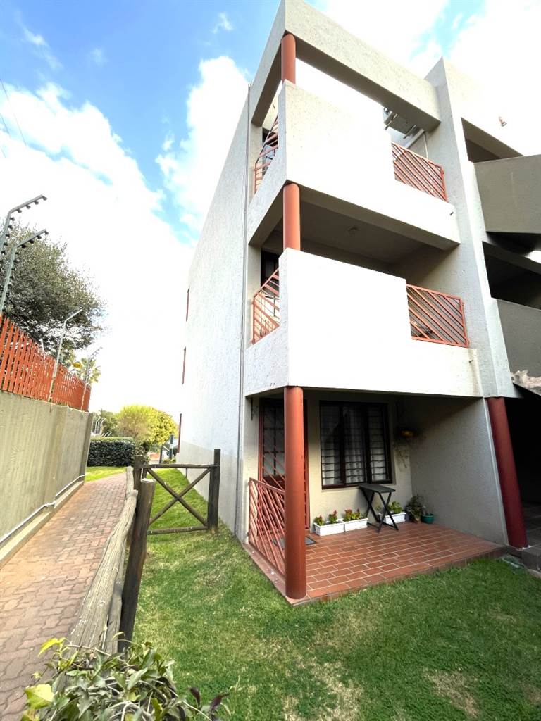 1 Bed Townhouse in Morninghill photo number 2