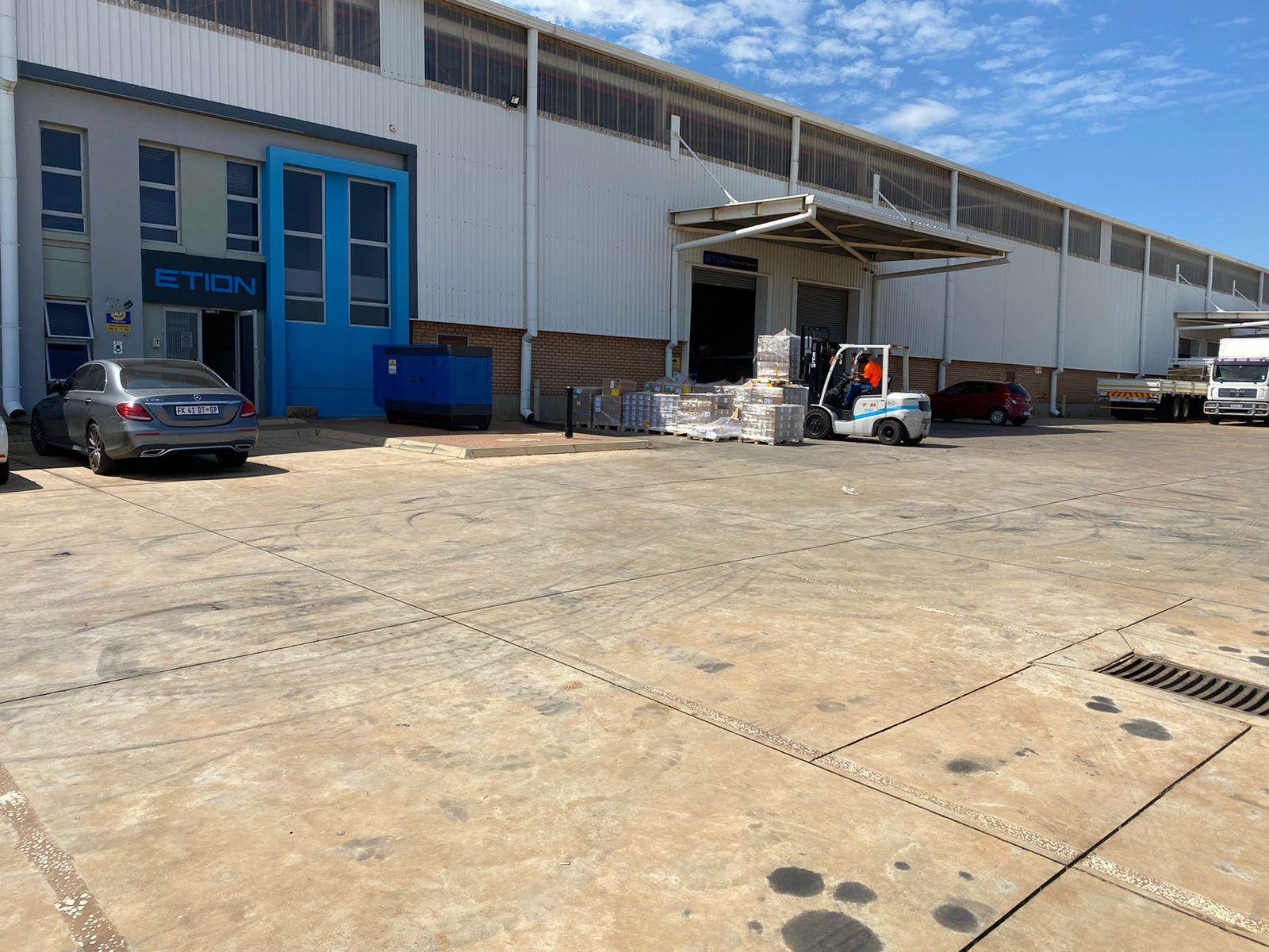 2345  m² Industrial space in Clayville photo number 2
