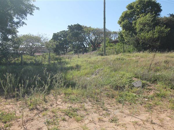 1116 m² Land available in East Bank