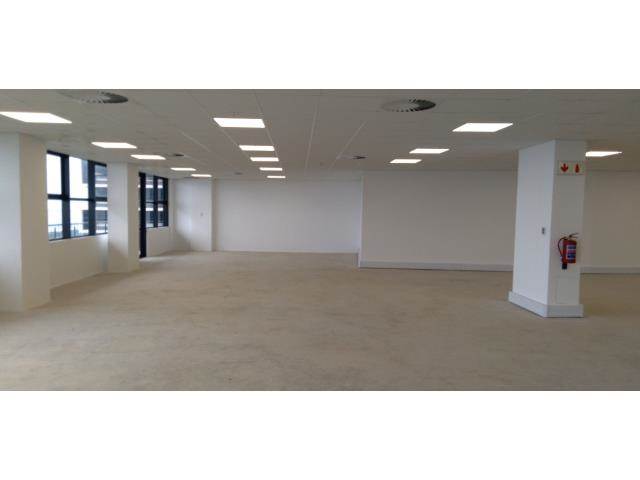478  m² Office Space in Umhlanga Ridge photo number 3