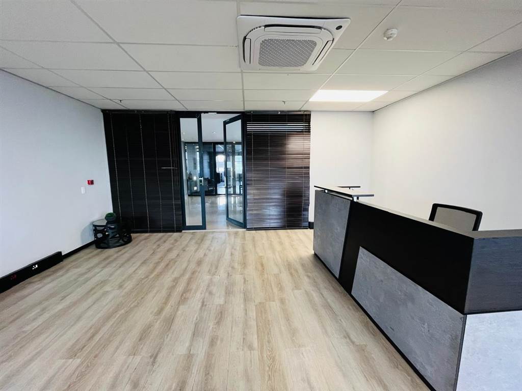 510  m² Commercial space in Sandhurst photo number 8
