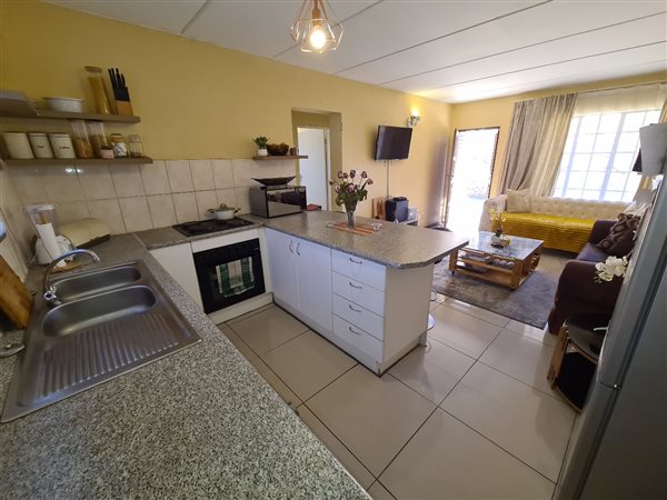 2 Bedroom Apartment 2 Bedroom Apartment
