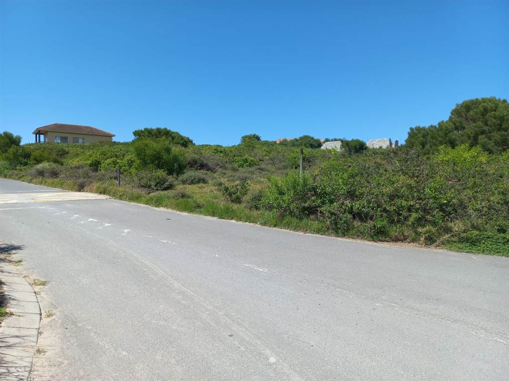 868 m² Land available in Emerald Heights photo number 4