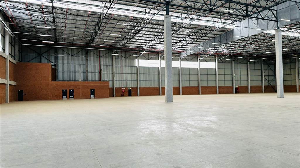 3672  m² Industrial space in Louwlardia photo number 12