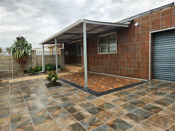 3 Bedroom House 3 Bedroom House