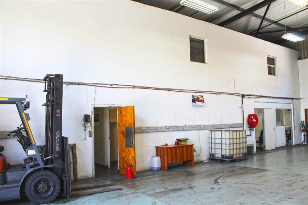 440  m² Industrial space in Umbilo Industrial photo number 13