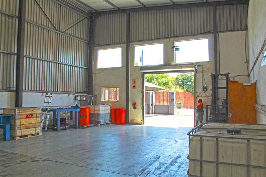 440  m² Industrial space in Umbilo Industrial photo number 10
