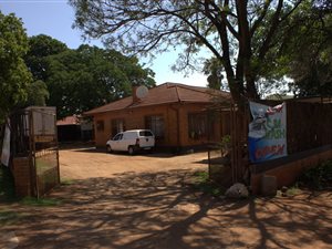 14 Bed House in Kempton Park Ext 2