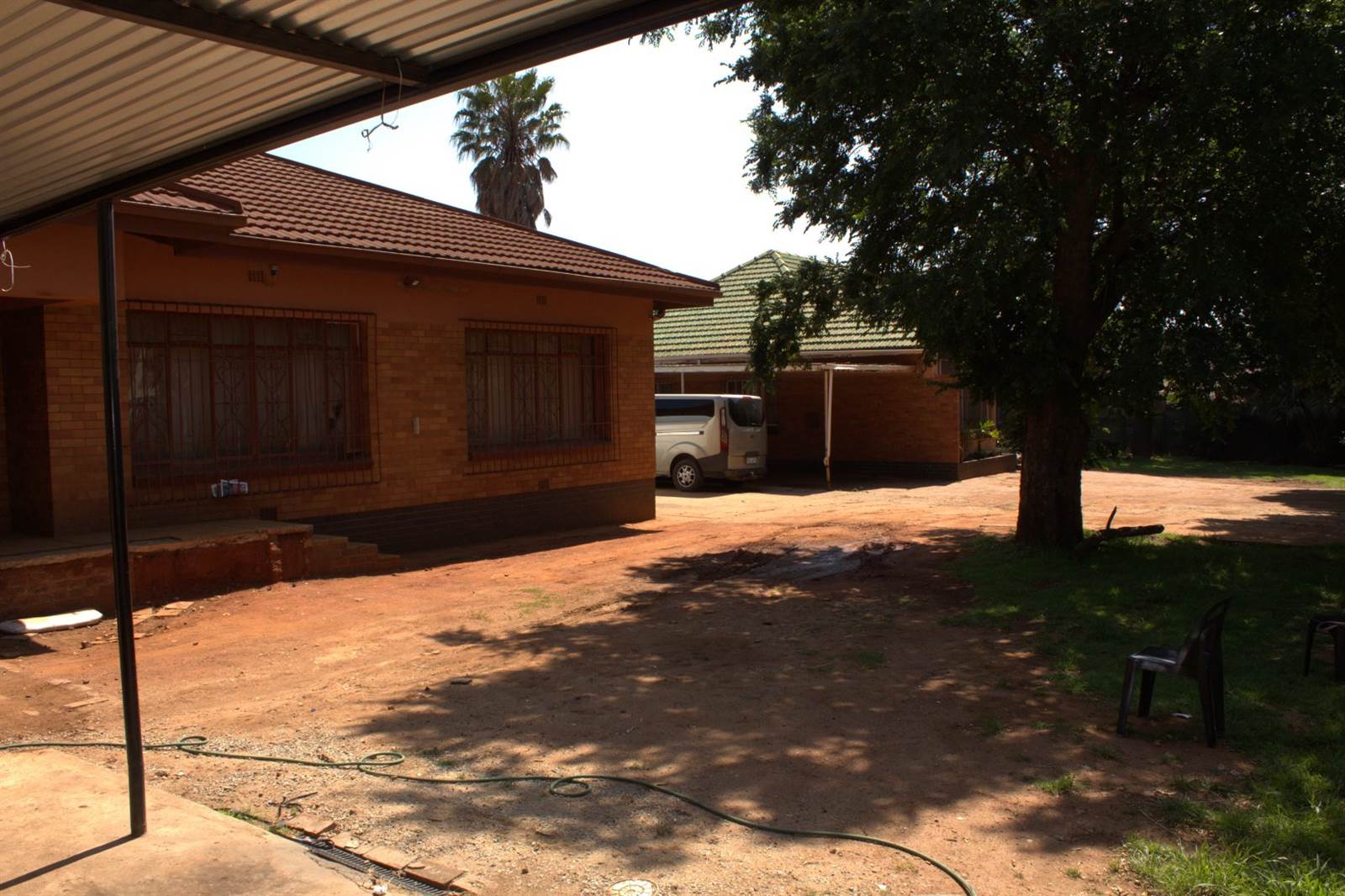 14 Bed House in Kempton Park Ext 2 photo number 3