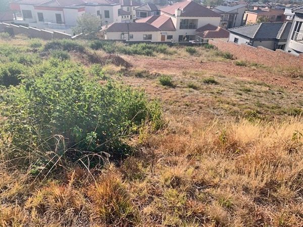 760 m² Land available in Amandasig