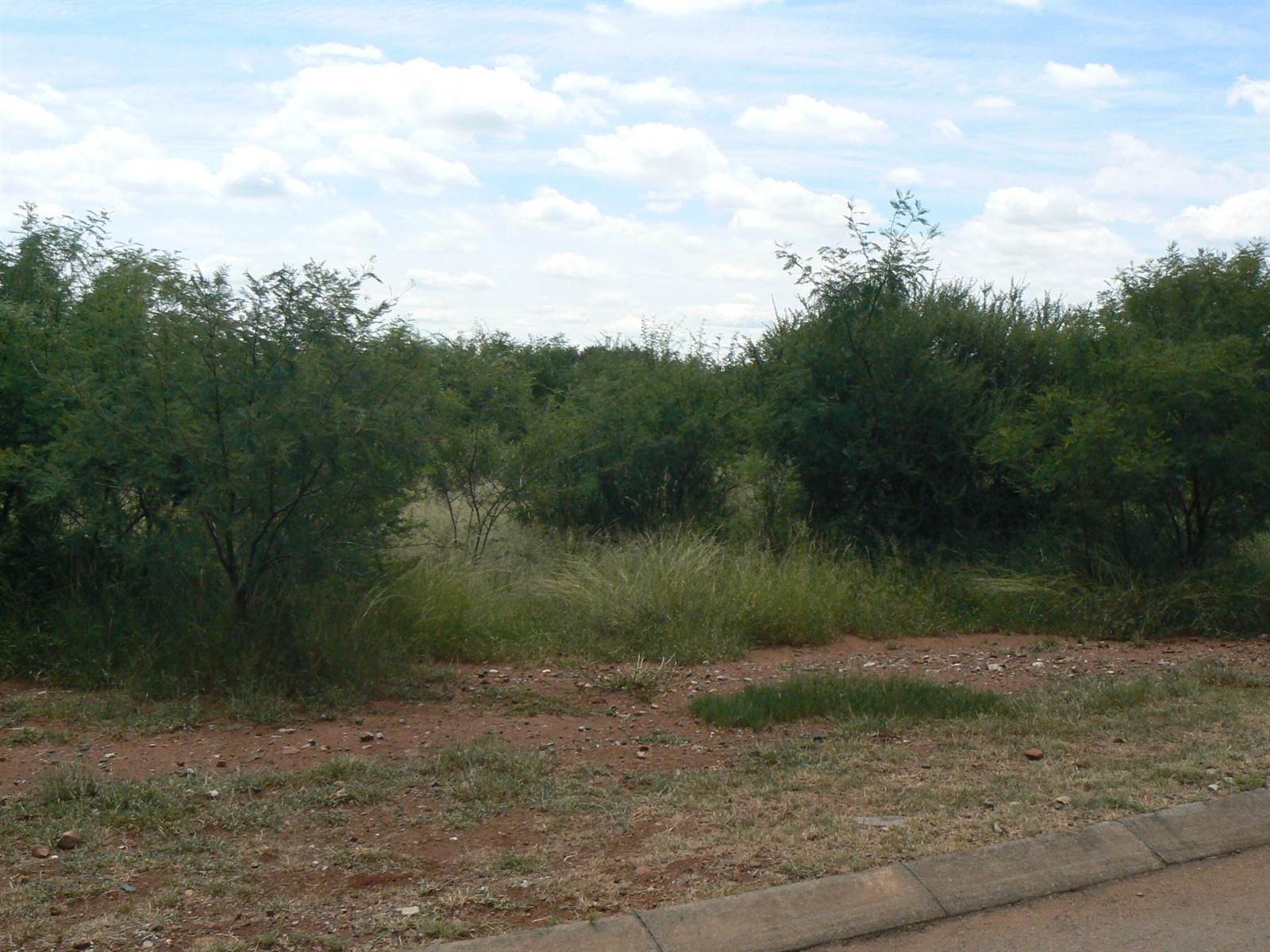 1022 m² Land available in Seasons Lifestyle Estate photo number 3
