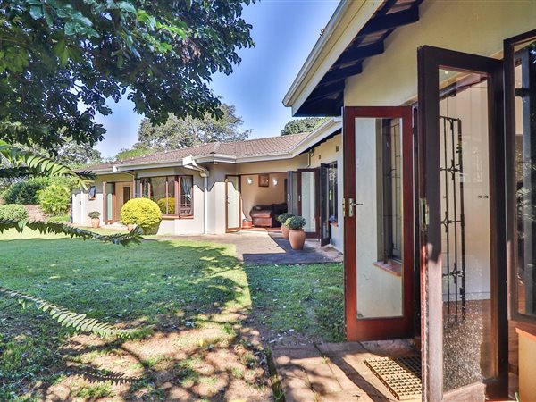 4 Bedroom House 4 Bedroom House