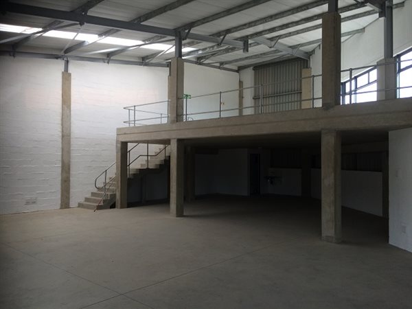 117  m² Industrial space