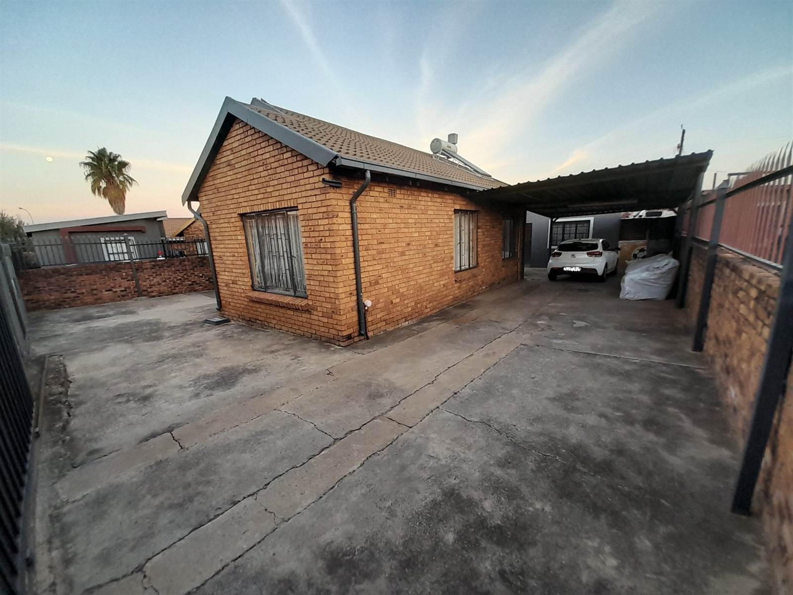 4 Bed House in Mamelodi photo number 2
