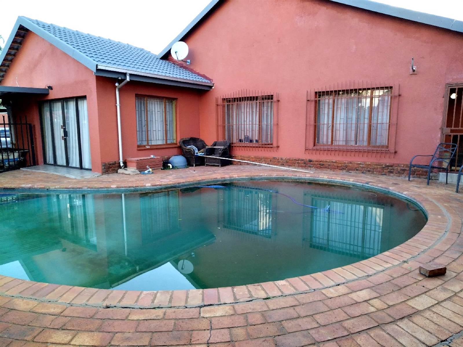 4 Bed House in Pretoria West photo number 3