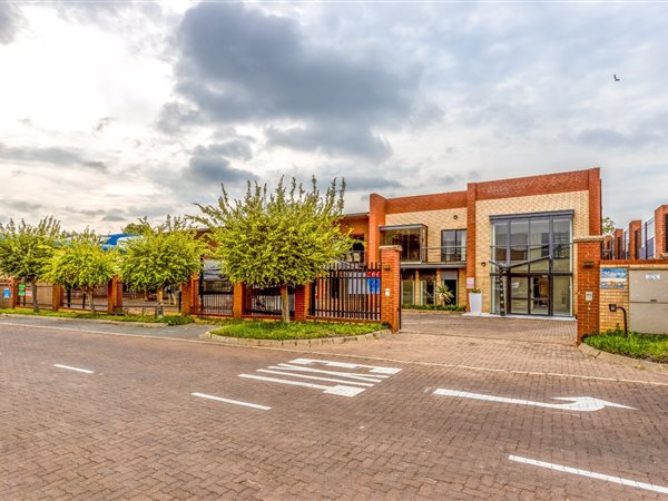 Commercial space in North Riding