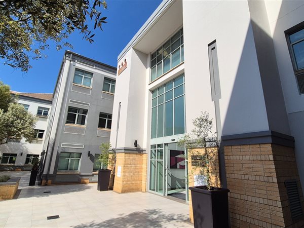 432  m² Office Space in Hillcrest