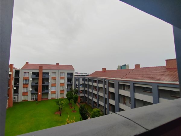 3 Bedroom Apartment 3 Bedroom Apartment